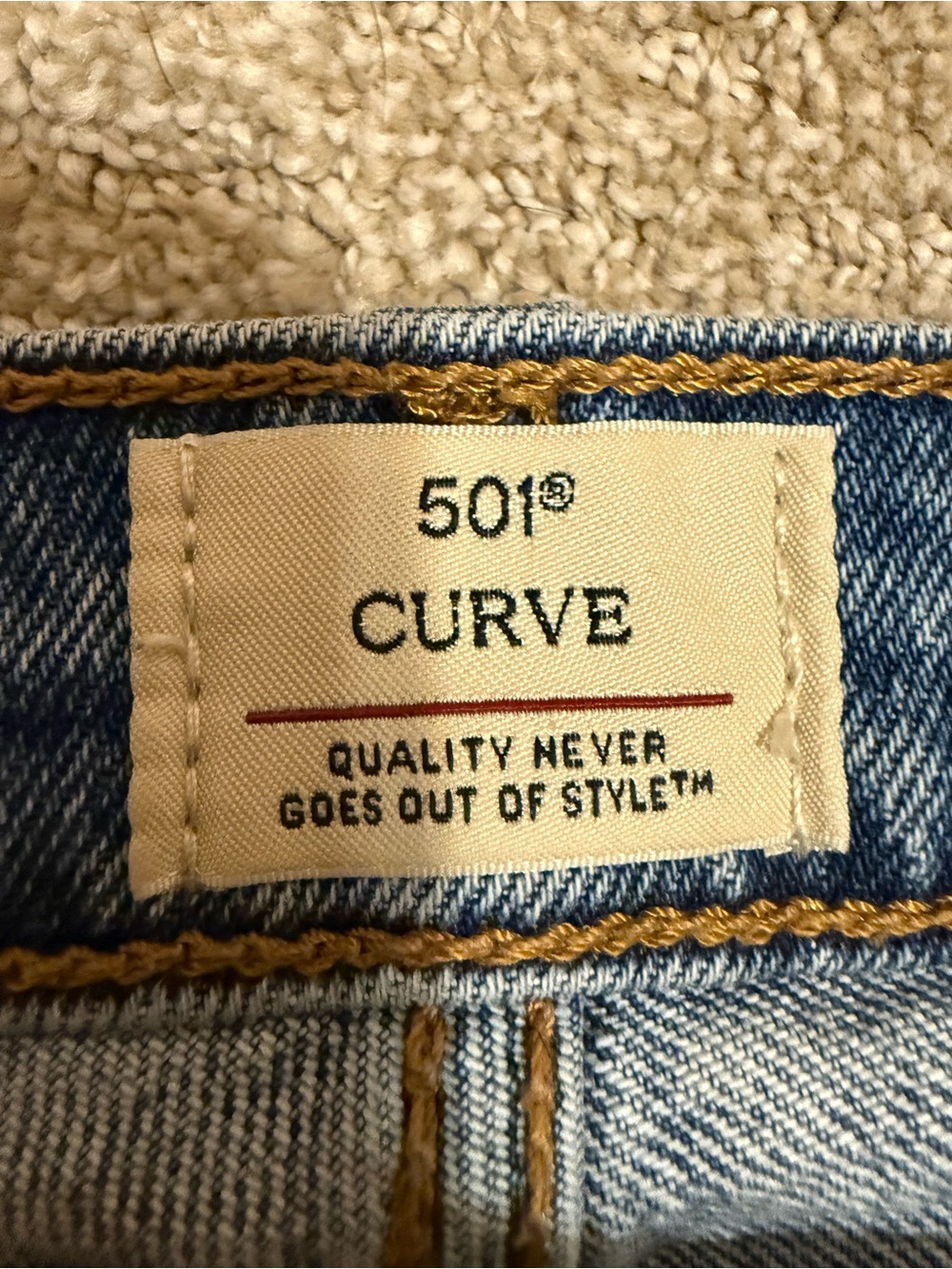 Levis 501 Curve Straight Leg Jeans - Picture 5 of 5